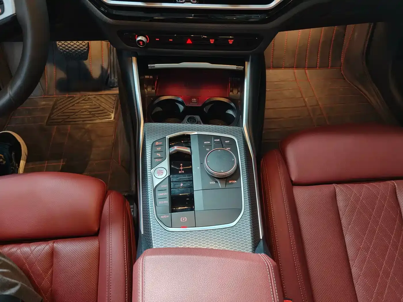 BMW BMW 3 Series 2023 325Li M Sport Black Night Package — Фото автомобиля 7