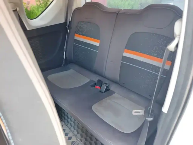 Wuling Hongguang Mini EV — Фото автомобиля 12