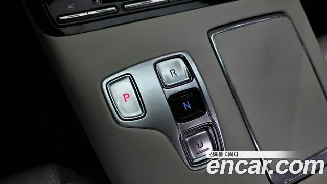 Hyundai Grandeur New — Фото автомобиля 12