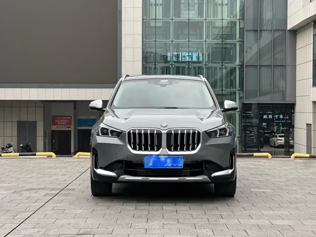 BMW X1 — Фото автомобиля 2