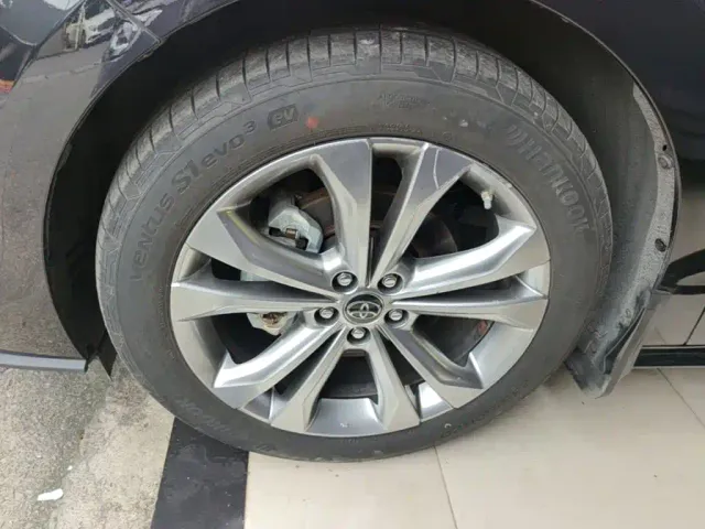 Toyota Sienna — Фото автомобиля 22