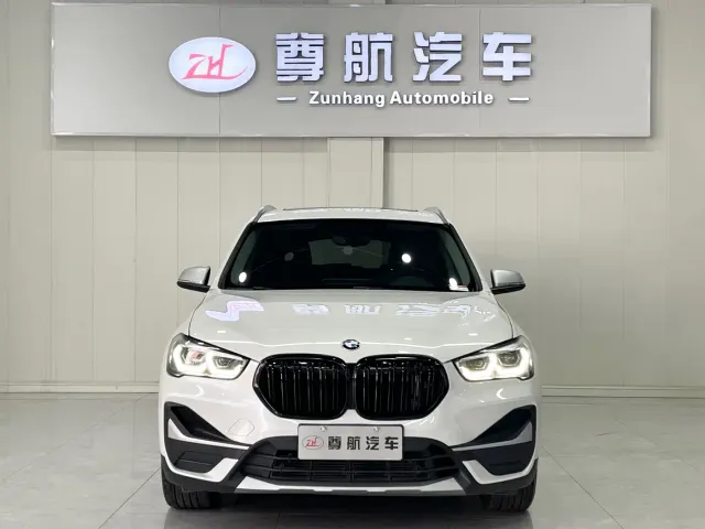 BMW X1 — Фото автомобиля 2