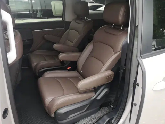 Wuling Starlight 730 — Фото автомобиля 16