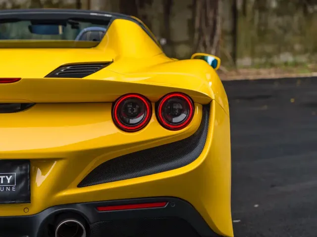 Ferrari F8 — Фото автомобиля 7