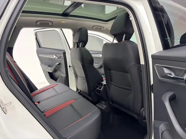 Skoda Karoq — Фото автомобиля 17