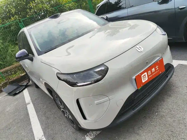 Leapmotor A10 — Фото автомобиля 2