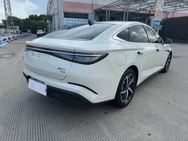 BYD Seal 07 DM-i — Фото автомобиля 6