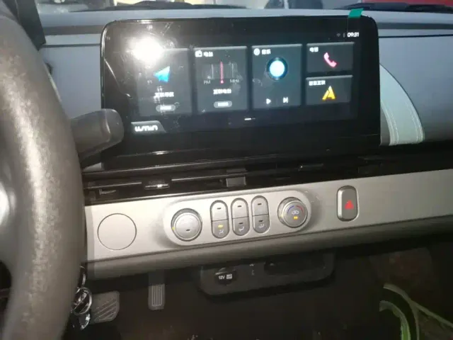 Changan Lumin — Фото автомобиля 12