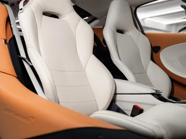 McLaren GT — Фото автомобиля 17