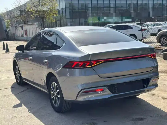 BYD Qin PLUS — Фото автомобиля 4