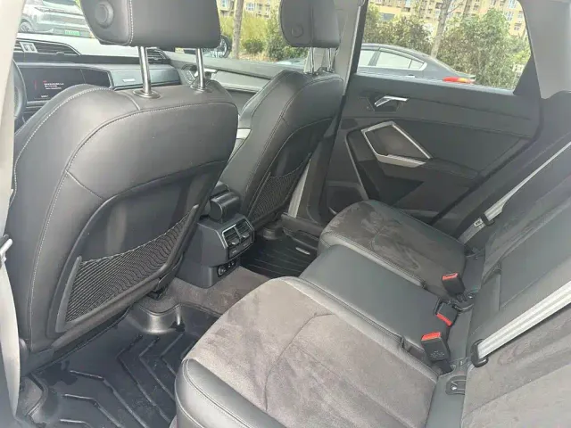Audi Q3 — Фото автомобиля 5