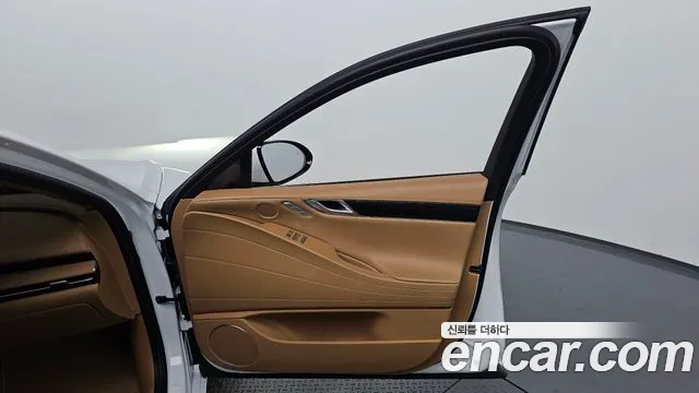 Genesis G80 RG3 — Фото автомобиля 13