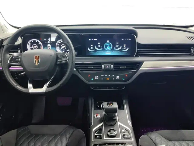 Hongqi HS5 — Фото автомобиля 12