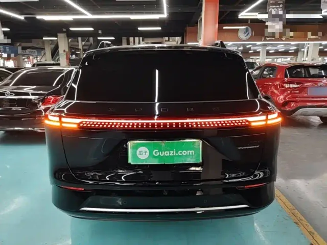 Xpeng G9 — Фото автомобиля 5