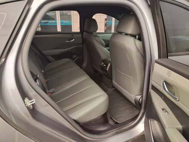 BYD Qin PLUS — Фото автомобиля 8