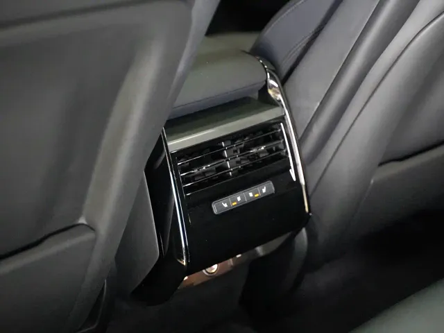 Land Rover Range Rover Sport — Фото автомобиля 17
