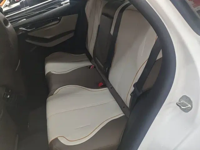 BYD Qin PLUS — Фото автомобиля 12