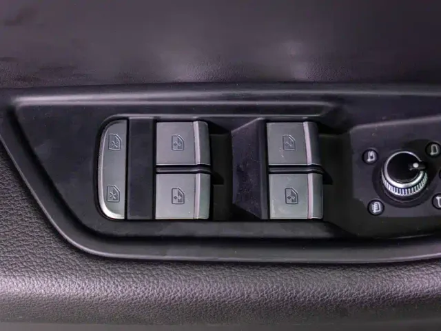 Audi A4L — Фото автомобиля 17