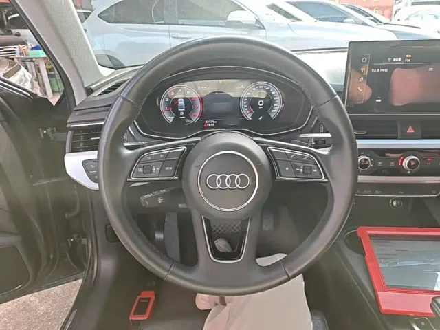 Audi A4L — Фото автомобиля 10