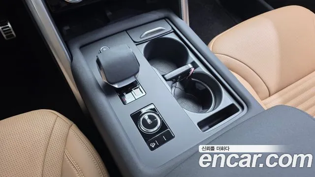 Land Rover Discovery — Фото автомобиля 18