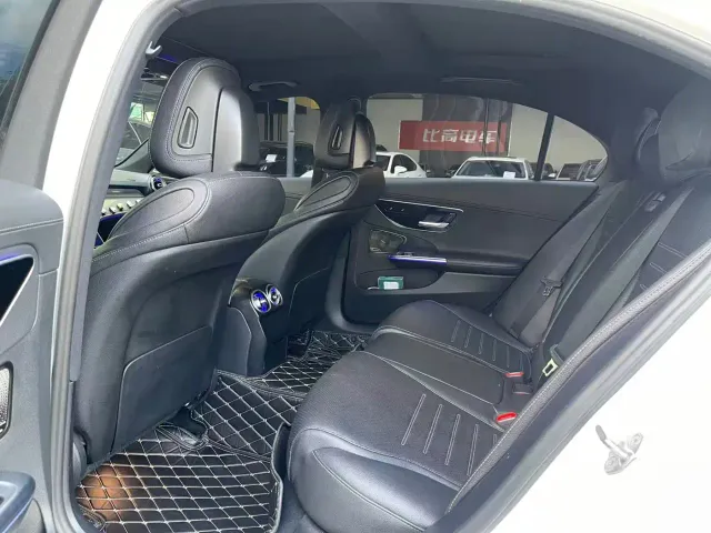 Mercedes-Benz C-Class — Фото автомобиля 8