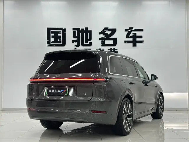 Li Auto L9 — Фото автомобиля 4