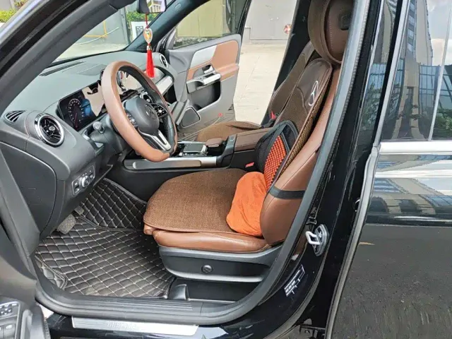 Mercedes-Benz GLB-Class — Фото автомобиля 11