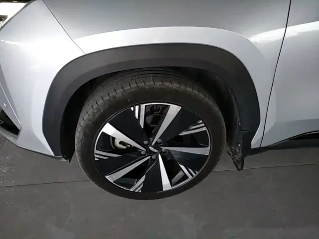 Geely Boyue L — Фото автомобиля 22