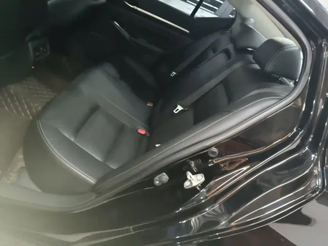 Nissan Teana — Фото автомобиля 16