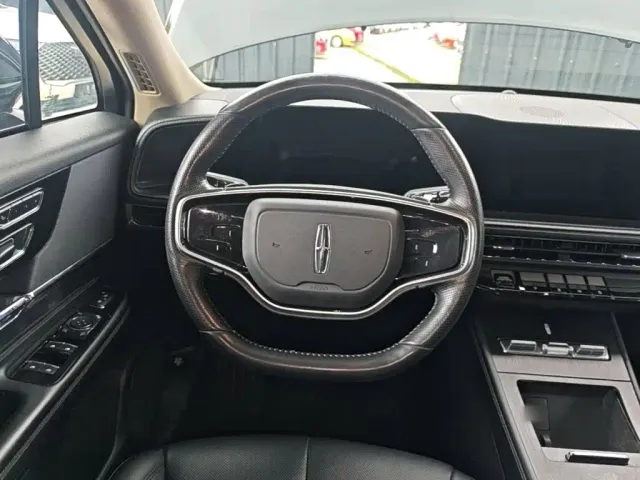 Lincoln Corsair — Фото автомобиля 10