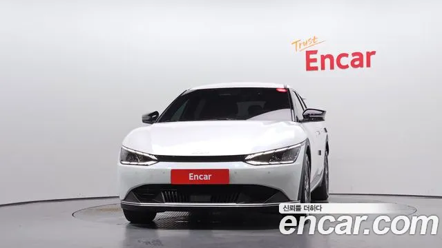 Kia EV6 — Фото автомобиля 3