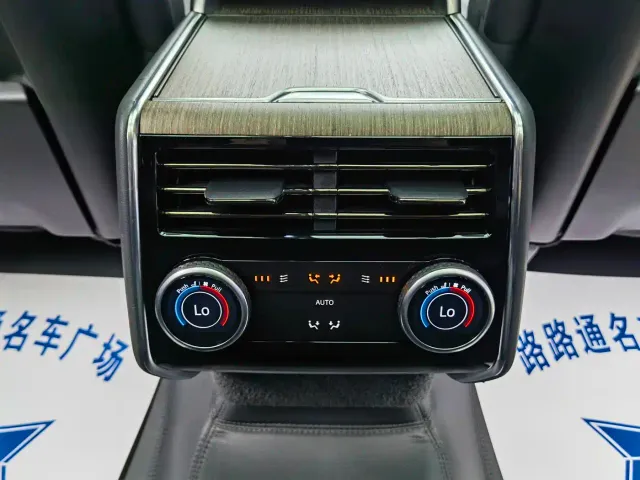 Land Rover Range Rover — Фото автомобиля 21