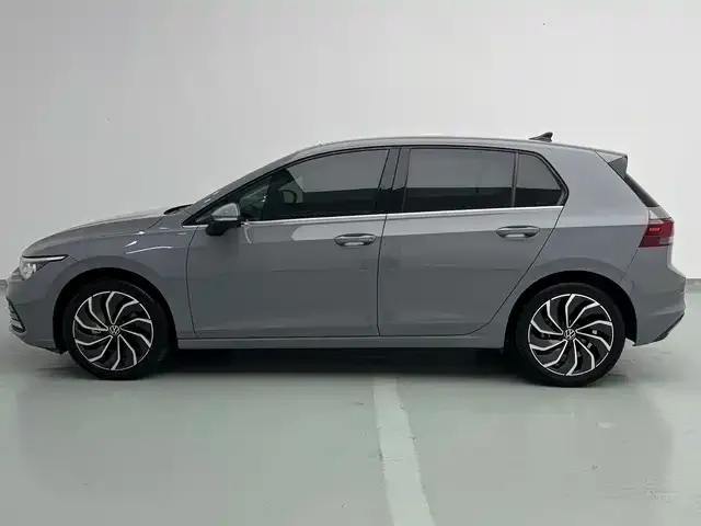 Volkswagen Golf — Фото автомобиля 6