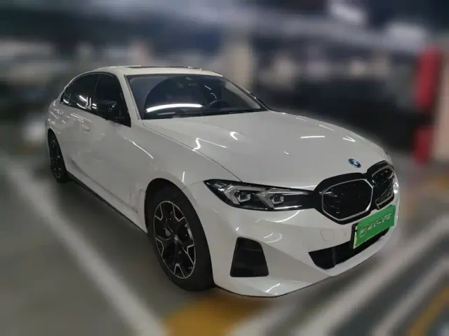 BMW i3 — Фото автомобиля 3