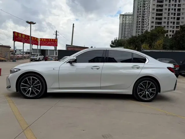 BMW 3 Series — Фото автомобиля 4