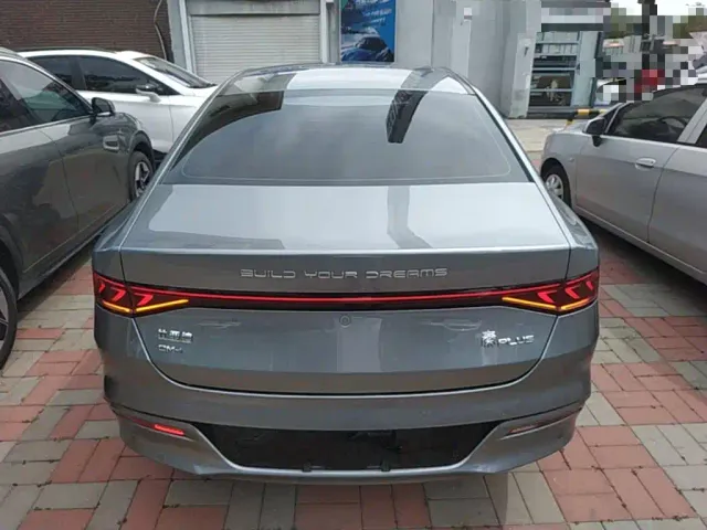 BYD Qin PLUS — Фото автомобиля 5