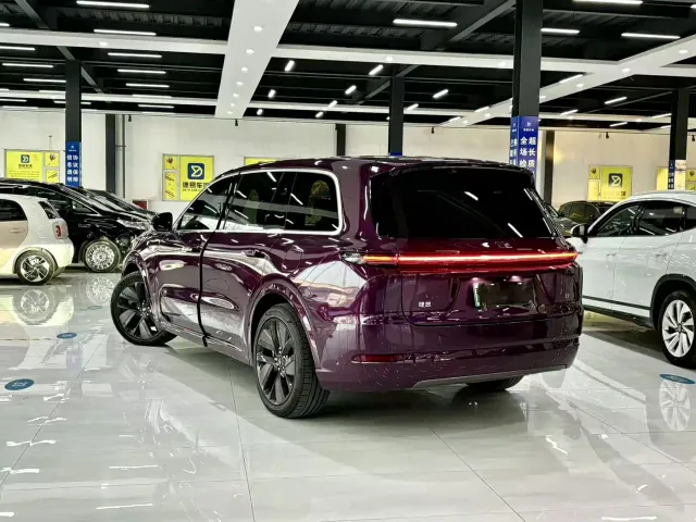 Li Auto L9 — Фото автомобиля 8