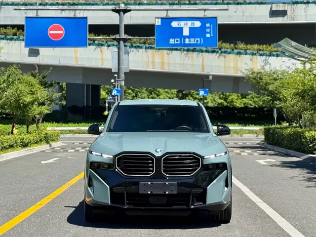 Фотография автомобиля — BMW XM