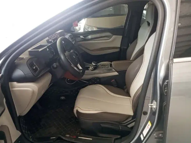 BYD Qin PLUS — Фото автомобиля 14