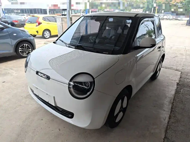 Фотография автомобиля — Changan Lumin