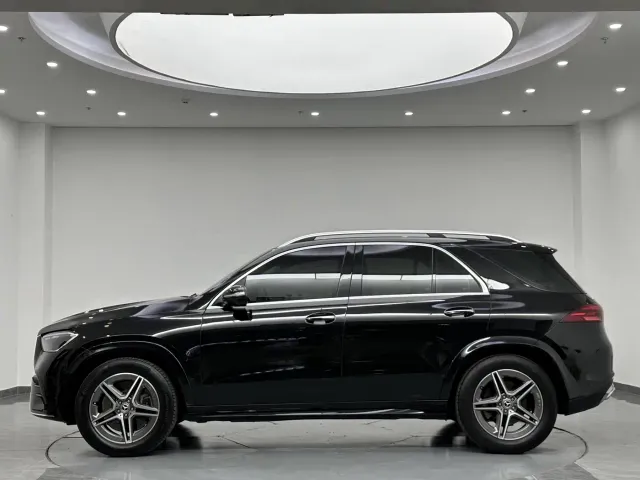 Mercedes-Benz GLE-Class — Фото автомобиля 5
