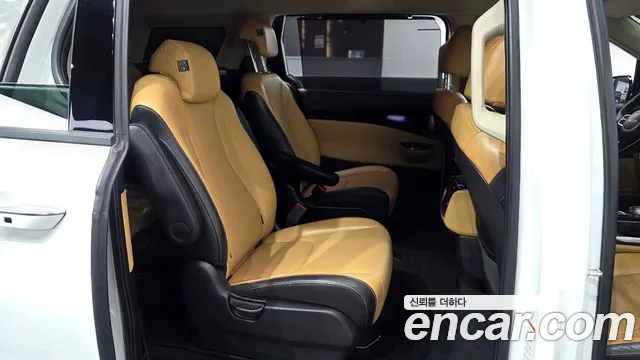 Kia Carnival 4th Gen — Фото автомобиля 17
