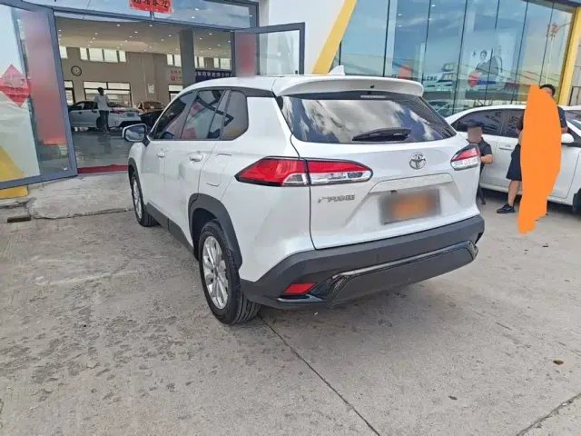 Toyota Frontlander — Фото автомобиля 10