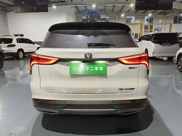 Changan CS75 Plus — Фото автомобиля 5