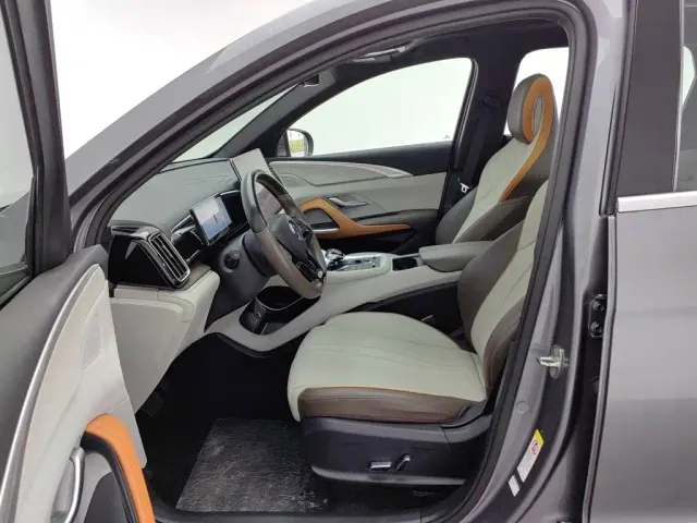BYD Song Pro — Фото автомобиля 10
