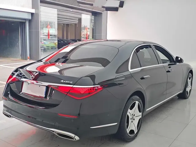 Mercedes-Benz S-Class — Фото автомобиля 15