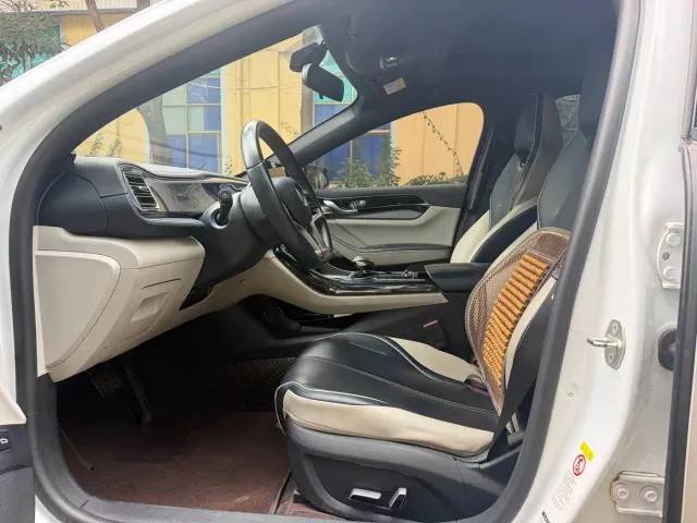 BYD Qin PLUS — Фото автомобиля 4
