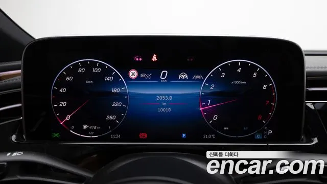 Mercedes-Benz E-Class W214 — Фото автомобиля 8