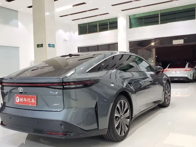 Toyota BoZhi 7 — Фото автомобиля 11