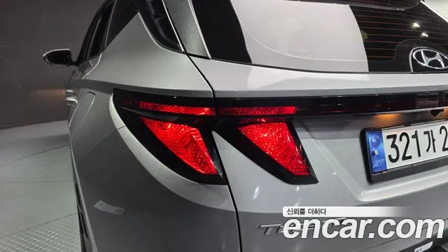Hyundai Tucson Tucson (NX4) Дизель 2.0 4WD — Фото автомобиля 23